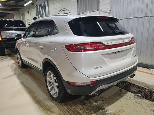 2015 Lincoln MKC Base