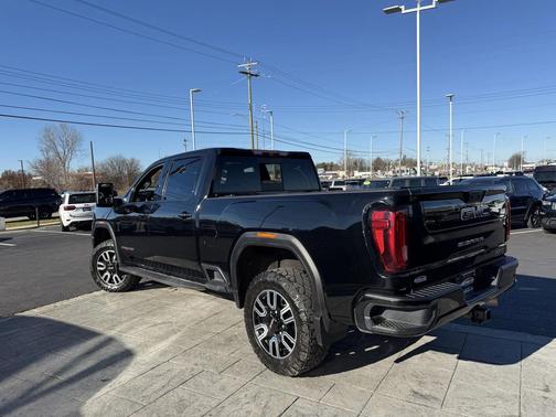 2021 GMC Sierra 2500 AT4