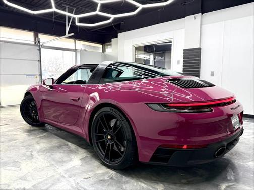2024 Porsche 911 Targa 4 GTS