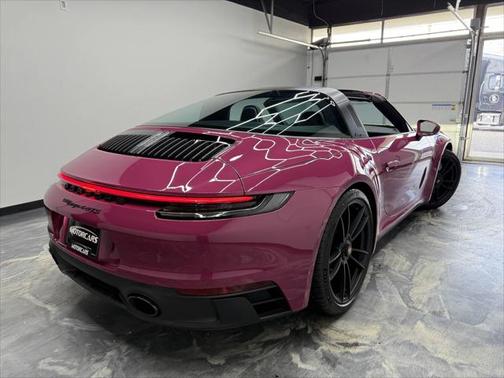 2024 Porsche 911 Targa 4 GTS