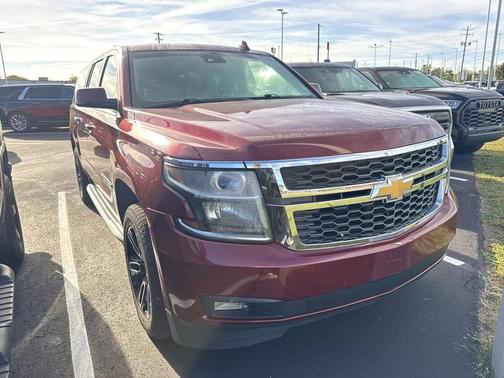 2017 Chevrolet Suburban LT