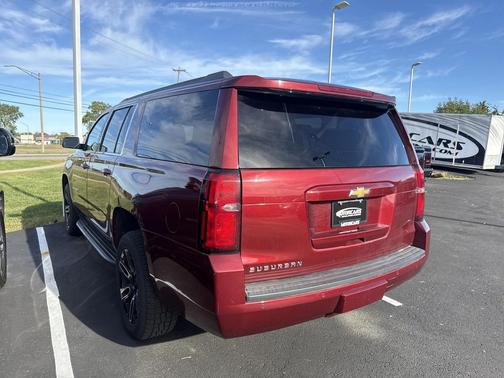 2017 Chevrolet Suburban LT