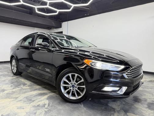 2017 Ford Fusion Energi SE Luxury