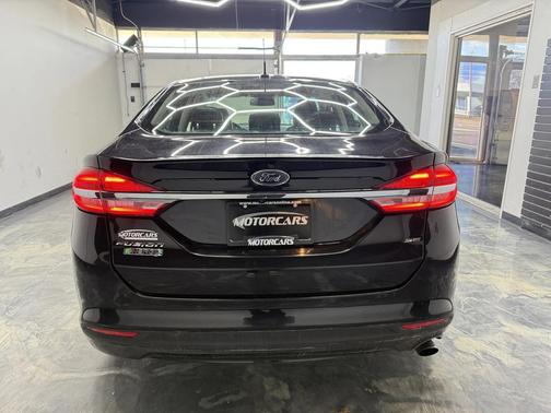 2017 Ford Fusion Energi SE Luxury