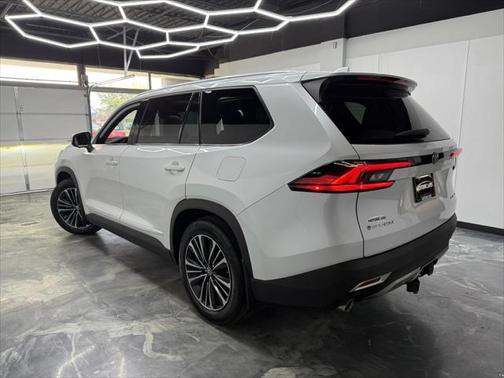 2024 Toyota Grand Highlander Platinum