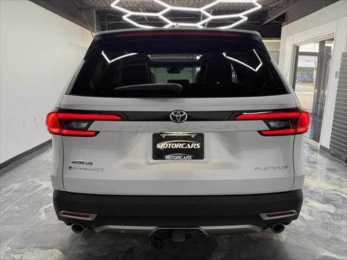 2024 Toyota Grand Highlander Platinum