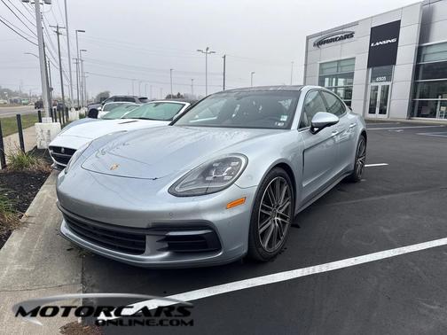 2019 Porsche Panamera 4