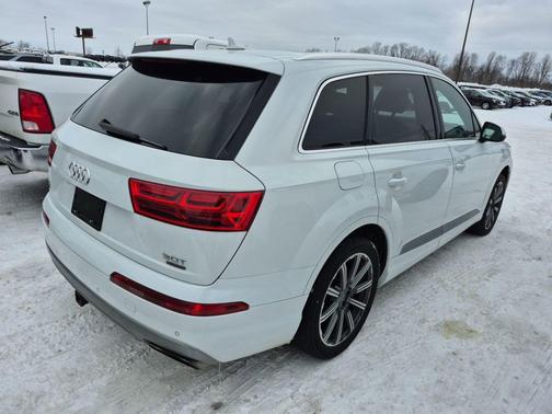 2017 Audi Q7 3.0T Premium