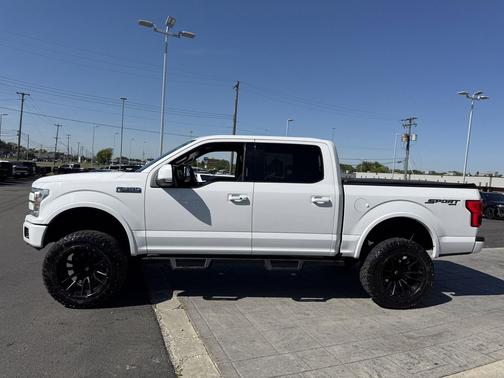 Oxford White 2019 Ford F-150 Lariat