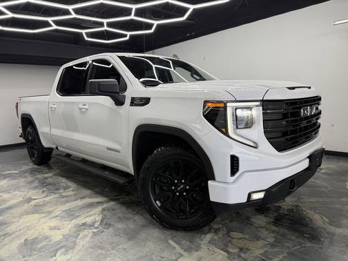 2022 GMC Sierra 1500 Elevation