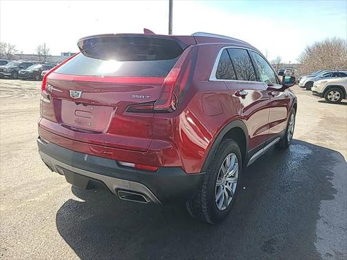 2021 Cadillac XT4 Premium Luxury