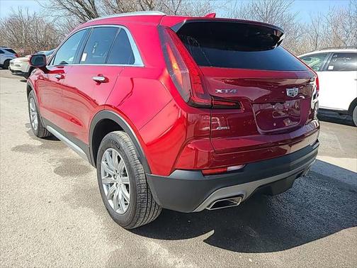 2021 Cadillac XT4 Premium Luxury