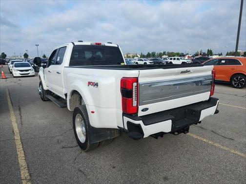 2023 Ford F-450 Limited