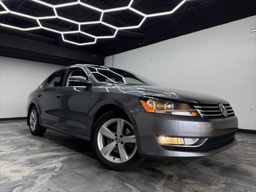 2015 Volkswagen Passat 1.8T Limited Edition