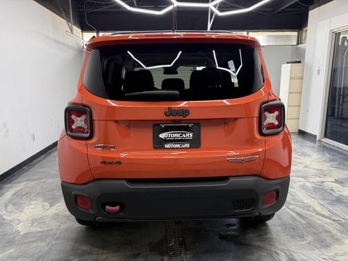 Omaha Orange 2015 Jeep Renegade Trailhawk