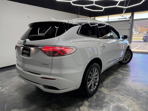 2023 Buick Enclave Avenir AWD
