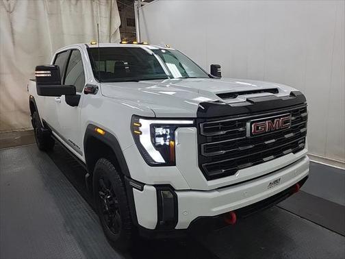 2024 GMC Sierra 2500 AT4