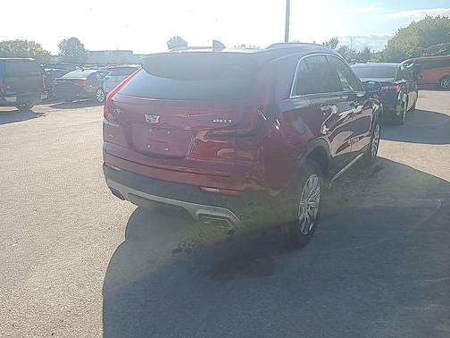 2019 Cadillac XT4 Premium Luxury