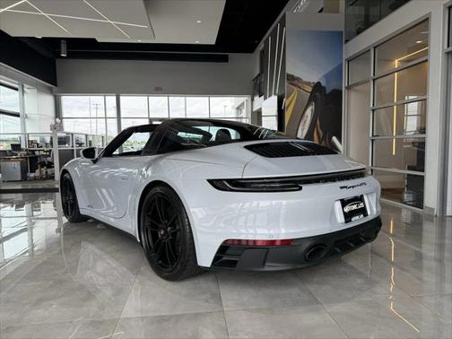 2024 Porsche 911 Targa 4S
