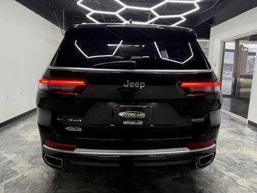 2022 Jeep Grand Cherokee L Summit