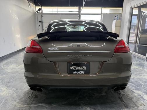 2010 Porsche Panamera Turbo