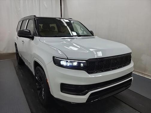 2023 Jeep Grand Wagoneer Series III Obsidian