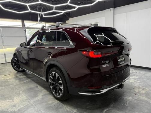2024 Mazda CX-90 PHEV Premium Plus