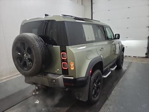 2021 Land Rover Defender 110 X-Dynamic HSE