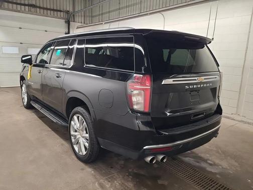 2021 Chevrolet Suburban 4WD High Country
