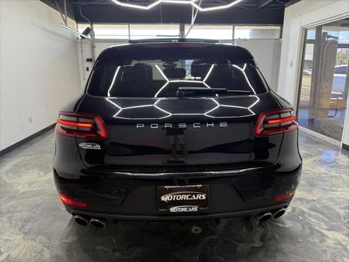 2015 Porsche Macan S