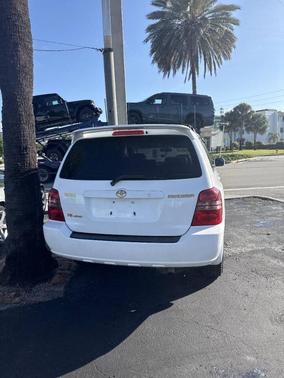 Super White 2002 Toyota Highlander Limited
