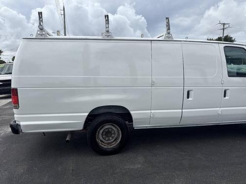 Oxford White Clearcoat 2008 Ford E250 Cargo