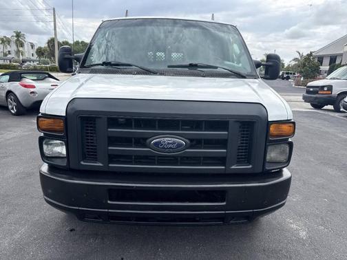 Oxford White Clearcoat 2008 Ford E250 Cargo