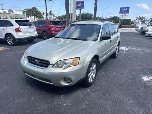 Gold 2006 Subaru Outback 2.5i