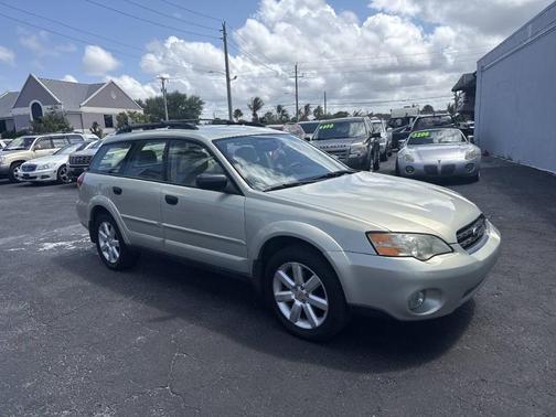 Gold 2006 Subaru Outback 2.5i