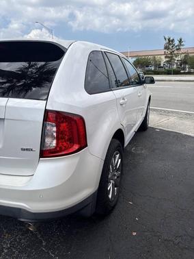 White 2013 Ford Edge SEL