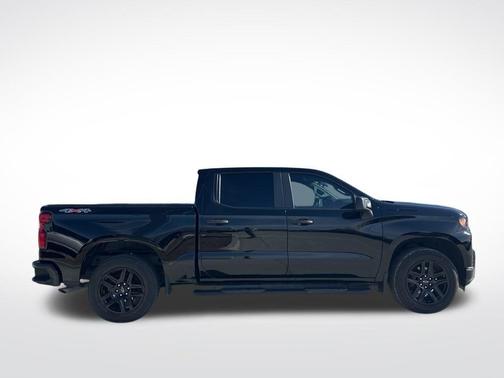 2022 Chevrolet Silverado 1500 Limited Custom