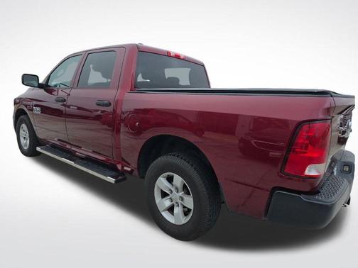 2018 RAM 1500 ST