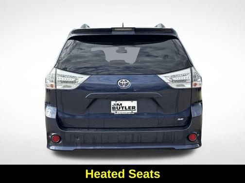2019 Toyota Sienna SE