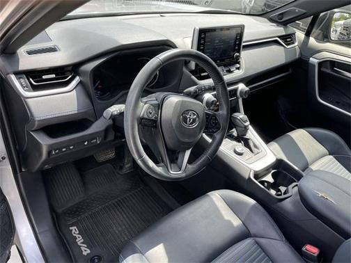 2020 Toyota RAV4 Hybrid XSE
