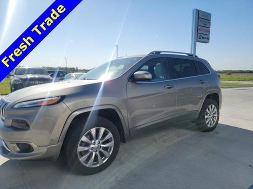 2016 Jeep Cherokee Overland