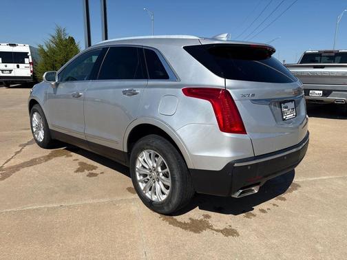 2017 Cadillac XT5 Base