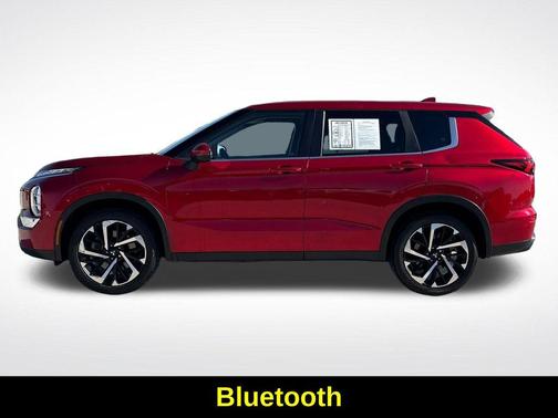 Diamond Red 2022 Mitsubishi Outlander ES