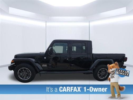Black Clearcoat 2023 Jeep Gladiator Overland