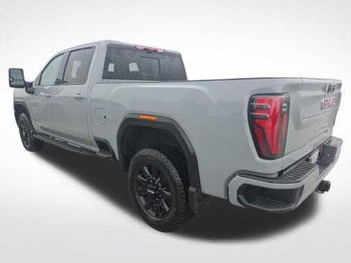 2025 GMC Sierra 2500 AT4