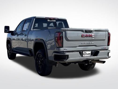 2025 GMC Sierra 2500 AT4