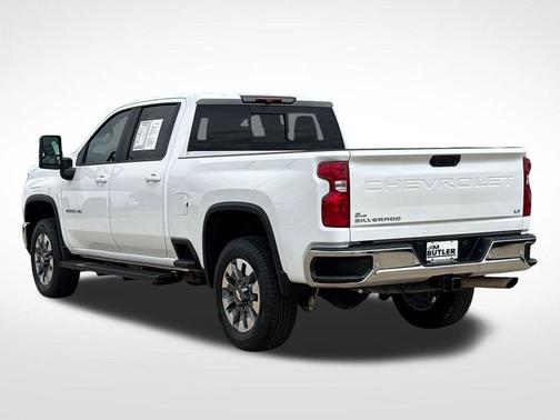 Summit White 2025 Chevrolet Silverado 2500 LT