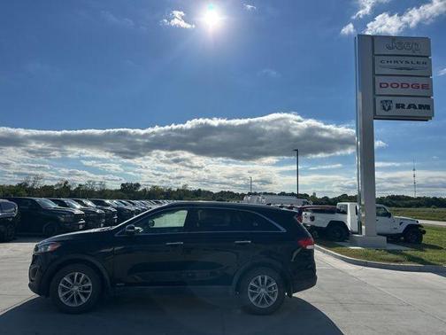 2018 Kia Sorento LX