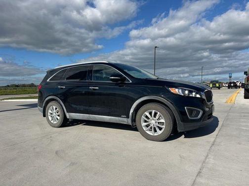 2018 Kia Sorento LX