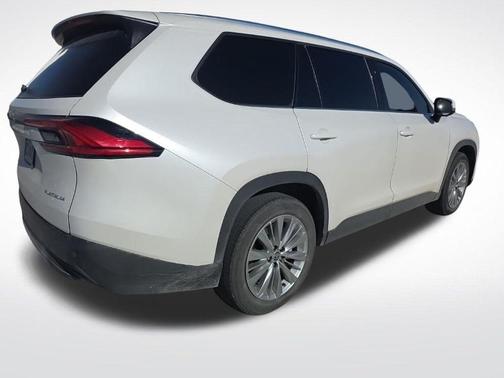 Pearl 2024 Toyota Grand Highlander